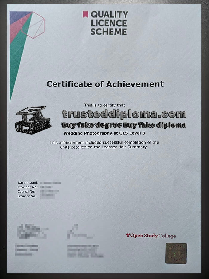 purchase realistic Wedding Photography at QLS Level 3 Certificate